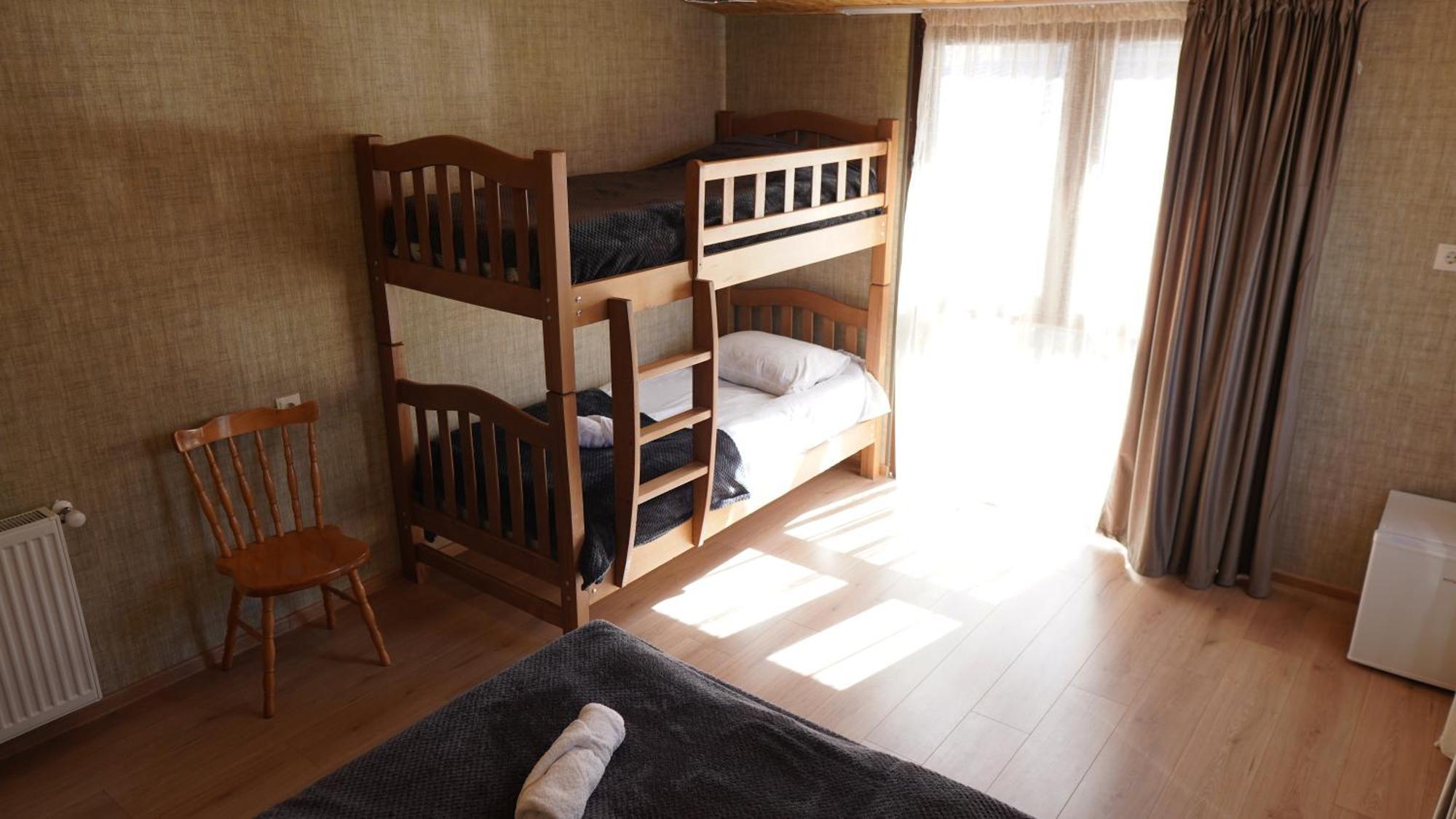 קזבגי Archil And Nino Gigauri Guest House מראה חיצוני תמונה