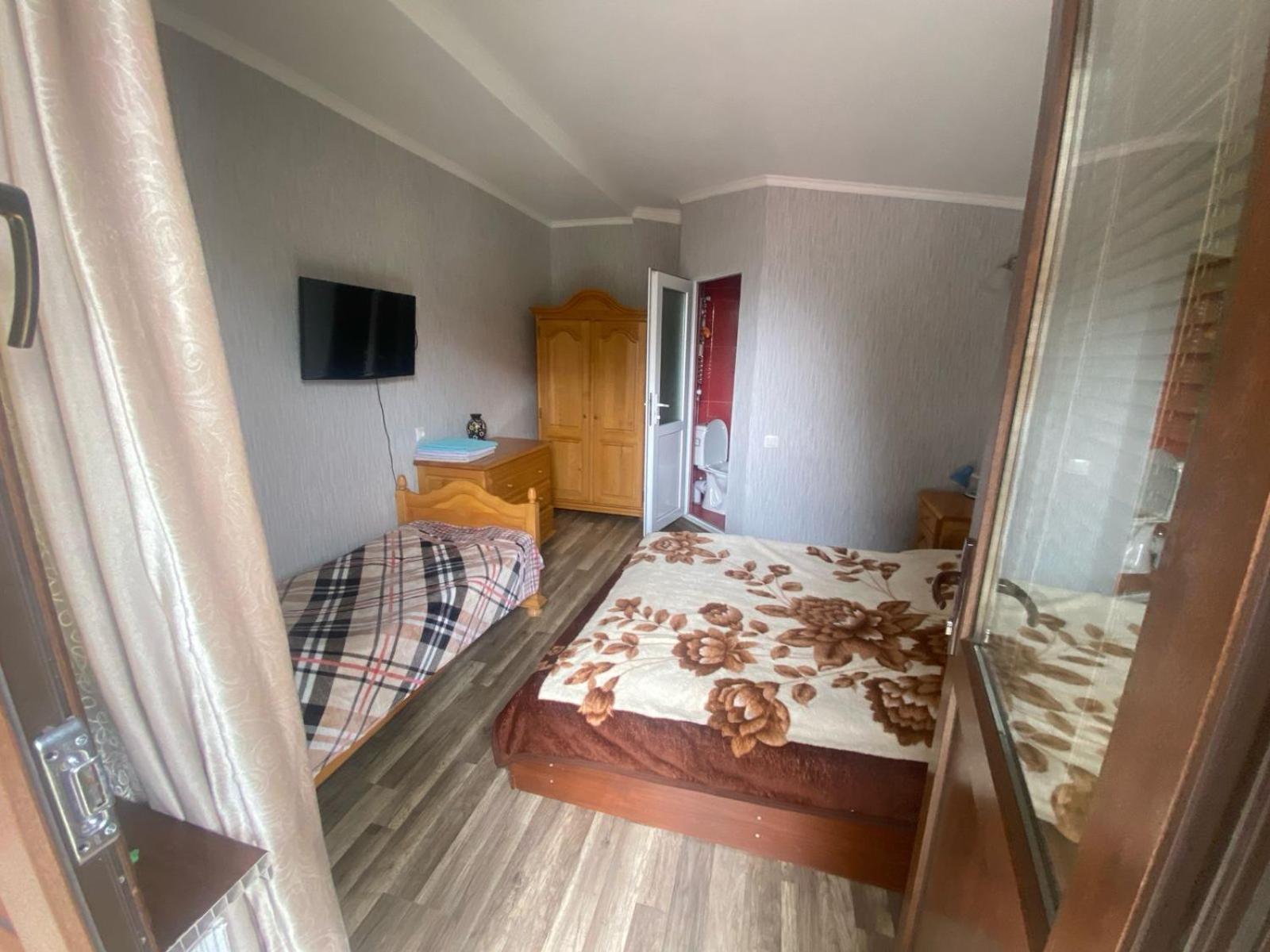 קזבגי Archil And Nino Gigauri Guest House מראה חיצוני תמונה